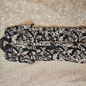 Topshop Black and Cream Abstract Long Sleeve Dress